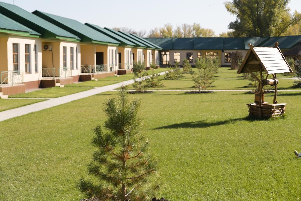 Green Land Hotel Aktobe Exterior photo