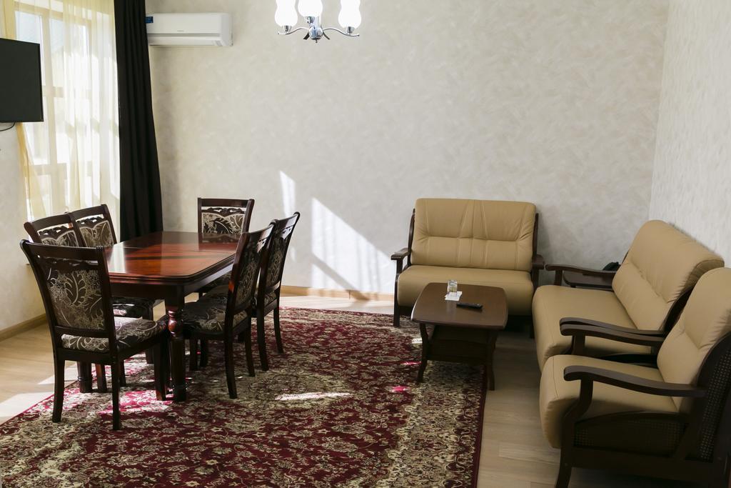 Green Land Hotel Aktobe Room photo